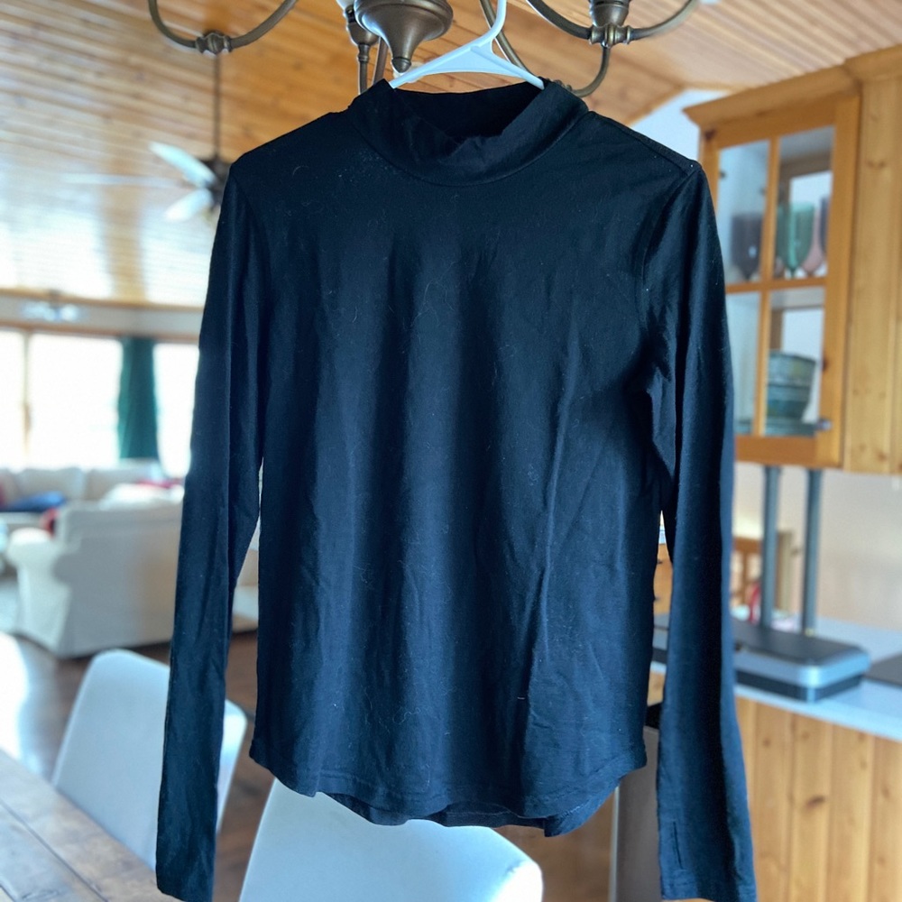 Lululemon Turtlneck